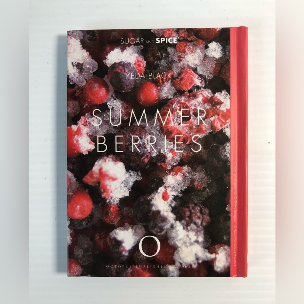 3/$20 Raspberries Mini Cookbook - Picture 2 of 5